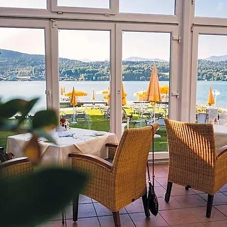 Werzers Seehotel Wallerwirt Otel 4*