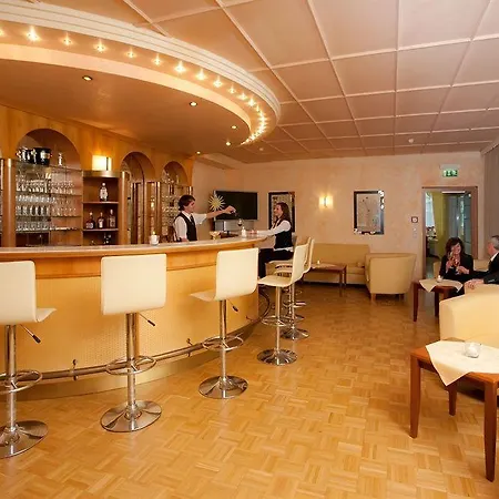 Werzers Seehotel Wallerwirt ホテル