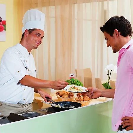 Werzers Seehotel Wallerwirt 4* Techelsberg