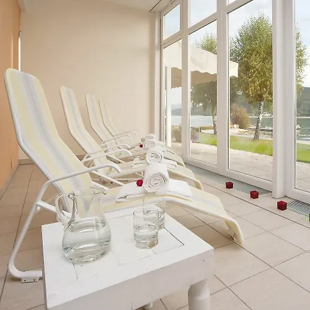 Werzers Seehotel Wallerwirt ホテル 4*