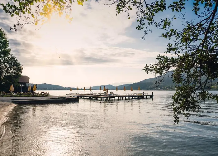 Werzers Seehotel Wallerwirt Szálloda 4*